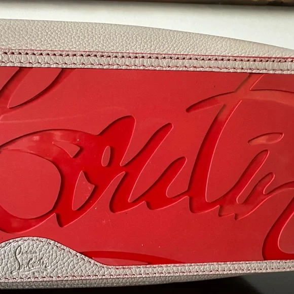 Christian Louboutin CabarockTote Bag with Structured Design - Picture 11 of 16